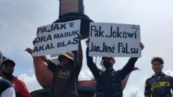 Tolak Kebijakan Pemerintah, Nelayan di Rembang Gelar Aksi Demo