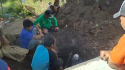 Terdampak Pelebaran Jalan Menuju Bandara, 10 Makam Tua Dibongkar dan Dipindahkan