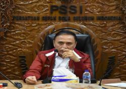 Tinggalkan PSSI, Netizen Dibuat Nangis dan Sebut Iwan Bule Ketum Terbaik