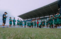 Komposisi Pemain Komplit, Persebaya Yakin Raih Poin atas Pendekar Cisadane