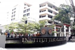 Disetujui Orang Tua, ITB Sebut Sudah Ada 10 Mahasiswa Ajukan Pinjaman Online ke Danacita