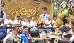 Festival Durian Lolong Dijadikan Ajang Promosi Wisata Pekalongan