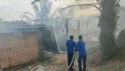 Kesal Tak Diberi Uang untuk Menikah, Anak  Bakar Rumah Orang Tua