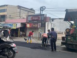 Jokowi ke Medan, Jalan Berlubang Mendadak Berubah Mulus