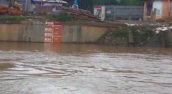 Waspada, Pintu Air Pasar Ikan Siaga 2