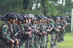 Yonif Raider 300/BJW Gelar Latihan  Demi Tingkatkan Teknik dan Taktik Perang di Hutan