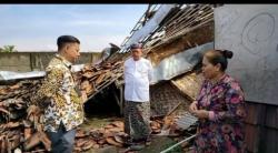 Hujan Lebat Disertai Angin Kencang, Rusak Rumah Warga di Kecamatan Mundu Cirebon