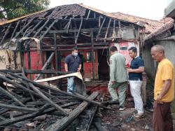 Dua Rumah di Pameungpeuk Garut Kebakaran, Penyebab Diduga dari Tungku Api Menyala