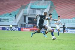 Menjamu PSIS Semarang Persikabo 1973 Hanya Bisa  Main Imbang