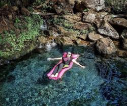 Sendang Geulis Kahuripan, Wisata Kolam Pemandian Air Alami di Bandung Barat