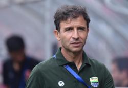 Luis Milla Mengeluh Jelang Persib Vs Arema FC, Ada Masalah Apa?