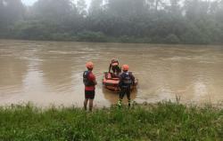 Proses Pencarian Bocah yang Tenggelam di Sungai Batang Merangin Terkendala Air Keruh