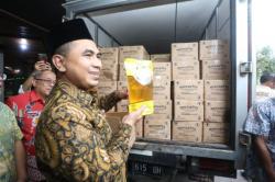 Taj Yasin Minta Masyarakat Tak Perlu Beli Minyakkita Secara Berlebih