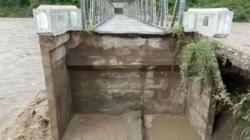Diterjang Banjir 2 Jembatan di Kupang NTT Putus, Akses Transportasi Lumpuh Total