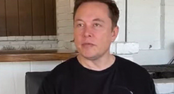 Elon Musk Pusing Karena AI