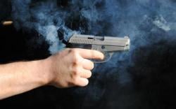 BREAKING NEWS Anggota Polisi Ditembak di Depan RSUD Wamena 