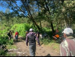 Sengketa Lahan, Petani di Kawasan Ijen Blokade Akses jalan