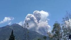 Waduh, Muntahkan Awan Panas 21 Kali, Letusan Gunung Merapi  Jarak Luncur hingga 4 Km