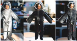 Peneliti Uji Baju Astronot Ke Boneka Barbie