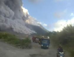 Truk Tambang Berjuang Selamatkan Diri dari Wedus Gembel Gunung Merapi, Terekam Video