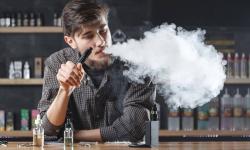 Stop Merokok dan Beralih ke Vape Agar Lebih Sehat? Efek dan Bahaya  Jangka Panjang Belum Jelas