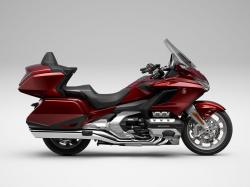 Tampil Elegan, Honda Gold Wing 1800 Terbaru Hadir di Indonesia