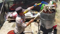 Pemuda Kelompok Tani Jaya Sokoduwet, Temukan Alat Bakar Sampah Ramah lingkungan Pakai Barang Bekas