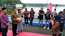 Peringati Hari Air Sedunia, Dinas PUPR Ngawi Gelar Sedekah Bumi di Waduk Pondok