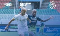 Persib Bandung vs Dewa United di Liga 1 2022-2023 Menang 2-1