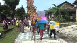 144 Wayang Kulit Diarak Siswa MI Menyambut Bulan Suci Ramadhan di Boyolali