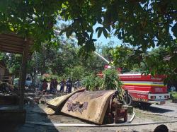 Rumah Warga Dilalap Si Jago Merah, Kerugian Capai Rp15 Juta