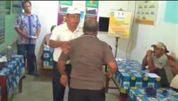 Warga Geruduk Kantor Nagori Pardomuan Bandar Pertanyakan Penggunaan Dana Desa