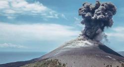 5 Misteri Gunung Anak Krakatau yang Mengerikan, Dari Mulai Sering Erupsi Hingga..