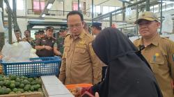 Sidak ke Pasar Moderen Koba, Bupati Bangka Tengah Justru Temukan Harga Bahan Pokok Turun