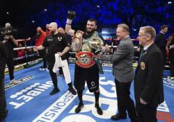 Usai Jalani Puasa Ramadan, Beterbiev Inginkan Duel dengan Bivol di Bulan Juni 2023