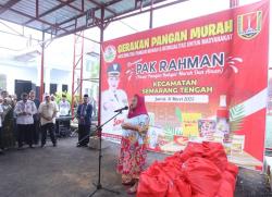 Ringankan Beban Masyarakat, Mbak Ita Gelar Pasar Murah di 16 Kecamatan