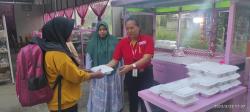 Gelar Warteg Gratis untuk Duafa, Alfamart dan Heinz ABC Bagikan 20.000 Paket Buka Puasa