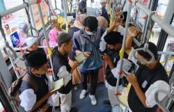 SMA IPIEMS Ajak Tunanetra Ngaji On The Bus, Begini Serunya