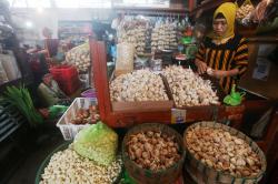 Dugaan Monopoli Hingga Korupsi Bawang Putih, MAKI: Mestinya KPK Mampu Mengungkapnya