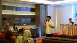 Dr Udin Malik Sampaikan Program FKKM di Hadapan Ratusan Kader KB di Hotel W Three Premier