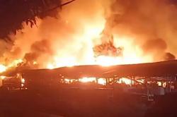 Breaking News, Pasar Tradisional Tatelu, Minahasa Utara Terbakar Hebat