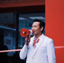 Resmi Jadi 'CEO' Lion Parcel, Ini Tugas Denny Sumargo