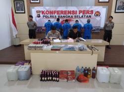 Polres Bangka Selatan Amankan Ratusan Botol dan Kaleng Miras Ilegal