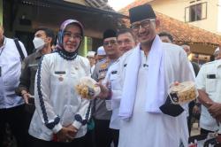 Menparekraf Ajak Santri di Cirebon Jadi Pengusaha Ekonomi Kreatif