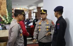 Kapolres Lebak Monitor Langsung Kegiatan Jum'at Agung di Gereja Santa Maria Rangkas Bitung