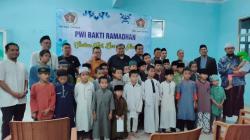 Ramadan, PWI Jabar Peduli Santuni 1.300 Yatim Piatu