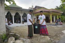 Peduli Musala di Kampung-Kampung, Kiai Muda Jatim Gelar Bakti Sosial