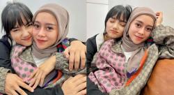 Ekpresi Fuji dan Lesti Kejora Foto Bersama Bikin Netizen Baper