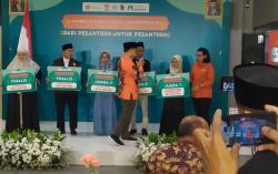 Dandang Aluminium Antar Mohtar Mustofa Juara Kompetisi Bisnis Digital Santripreneur