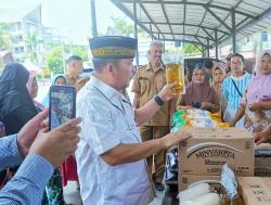 Sambut Idul Fitri dan Kendalkan Inflasi, Pj Bupati Tapteng Buka Pasar Murah